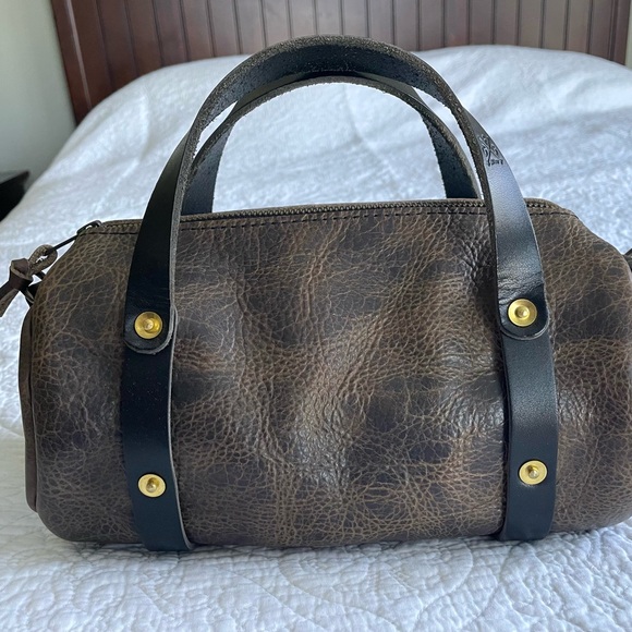 GFG Charcoal Bison Small Jane Crossbody Barrel Bag - Picture 3 of 6